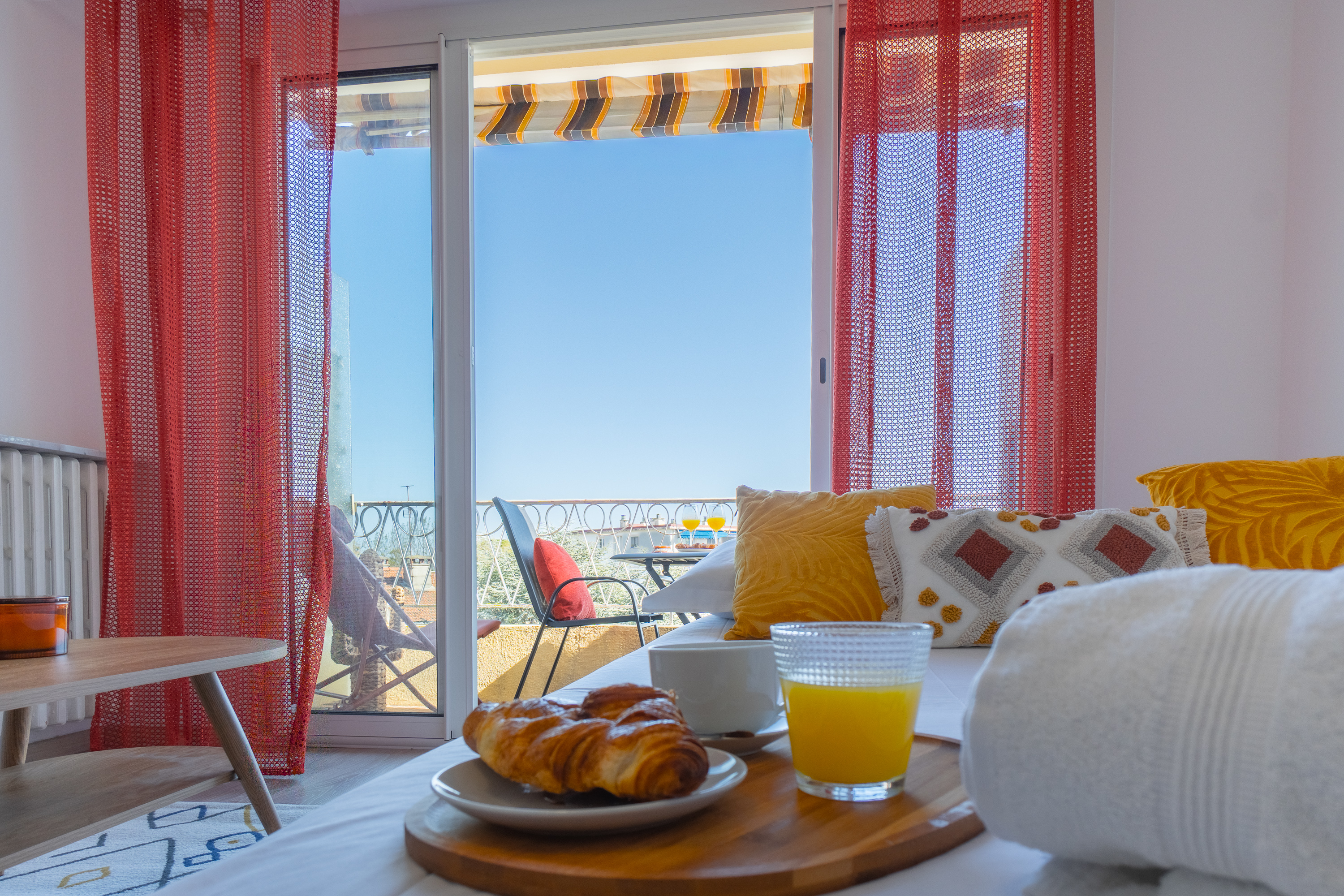 Studio Maison Ayke vue mer Villeneuve-Loubet - Salon terrasse